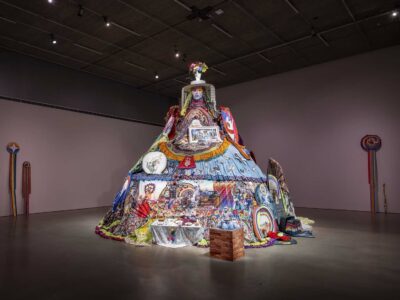 Tras representar a Chile en la 60° Bienal de Venecia, “Cosmonación