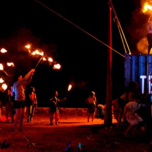 exito de publico en desembarco teatral en rapa nui