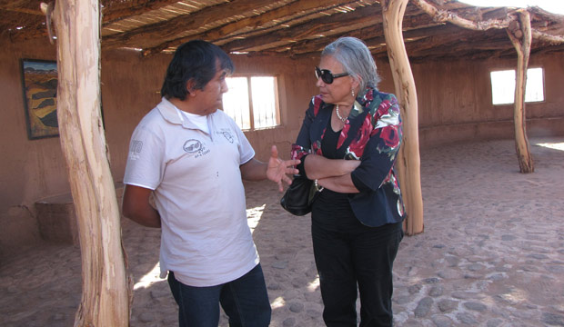 directora regional de antofagasta visita aldea de tulor