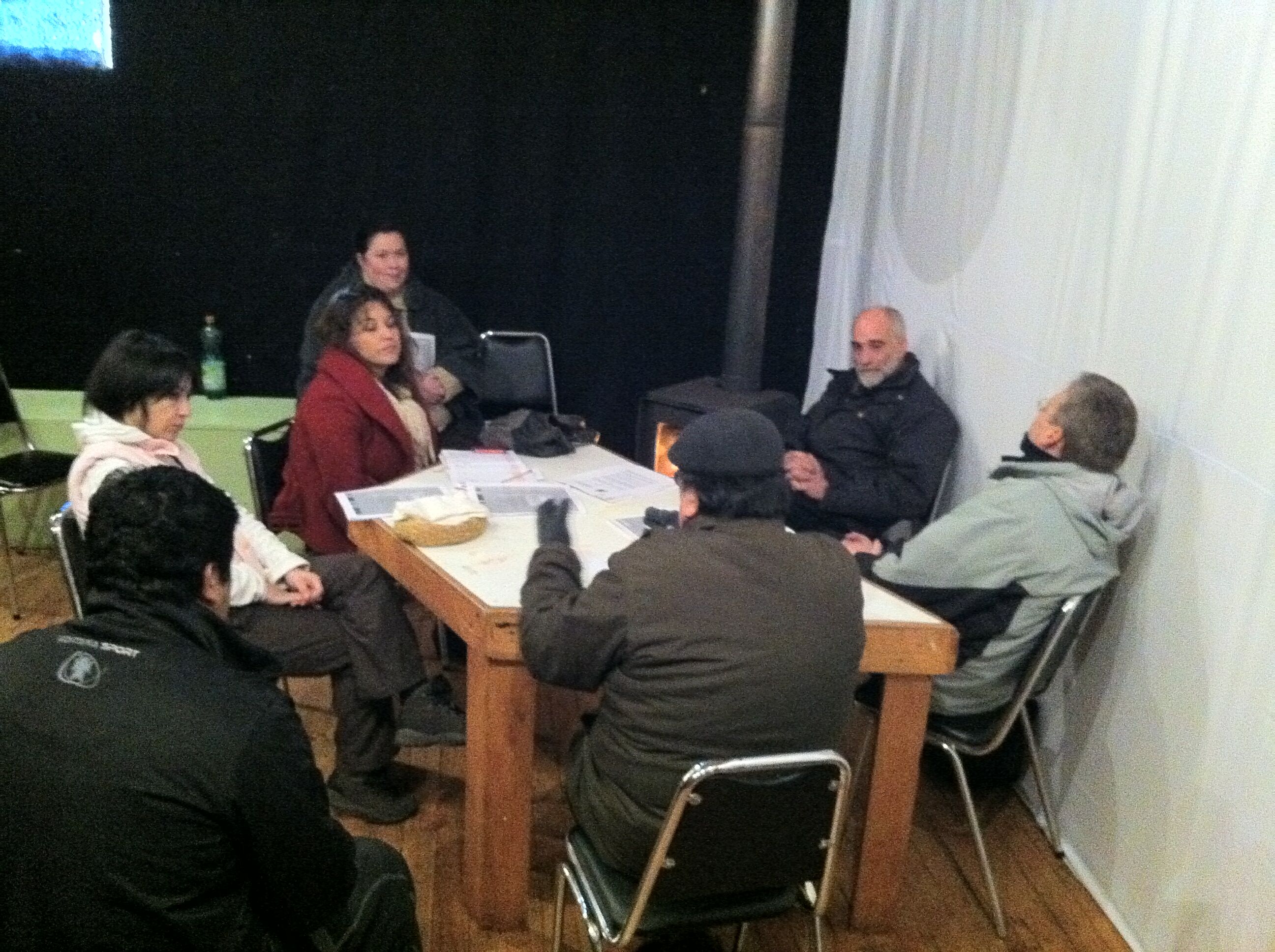 Director Regional se reunió con comunidad de Puerto Cisnes