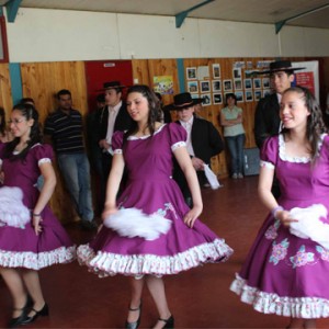 Capacitaciones de Folklore como parte del trabajo de SPC en Aysén
