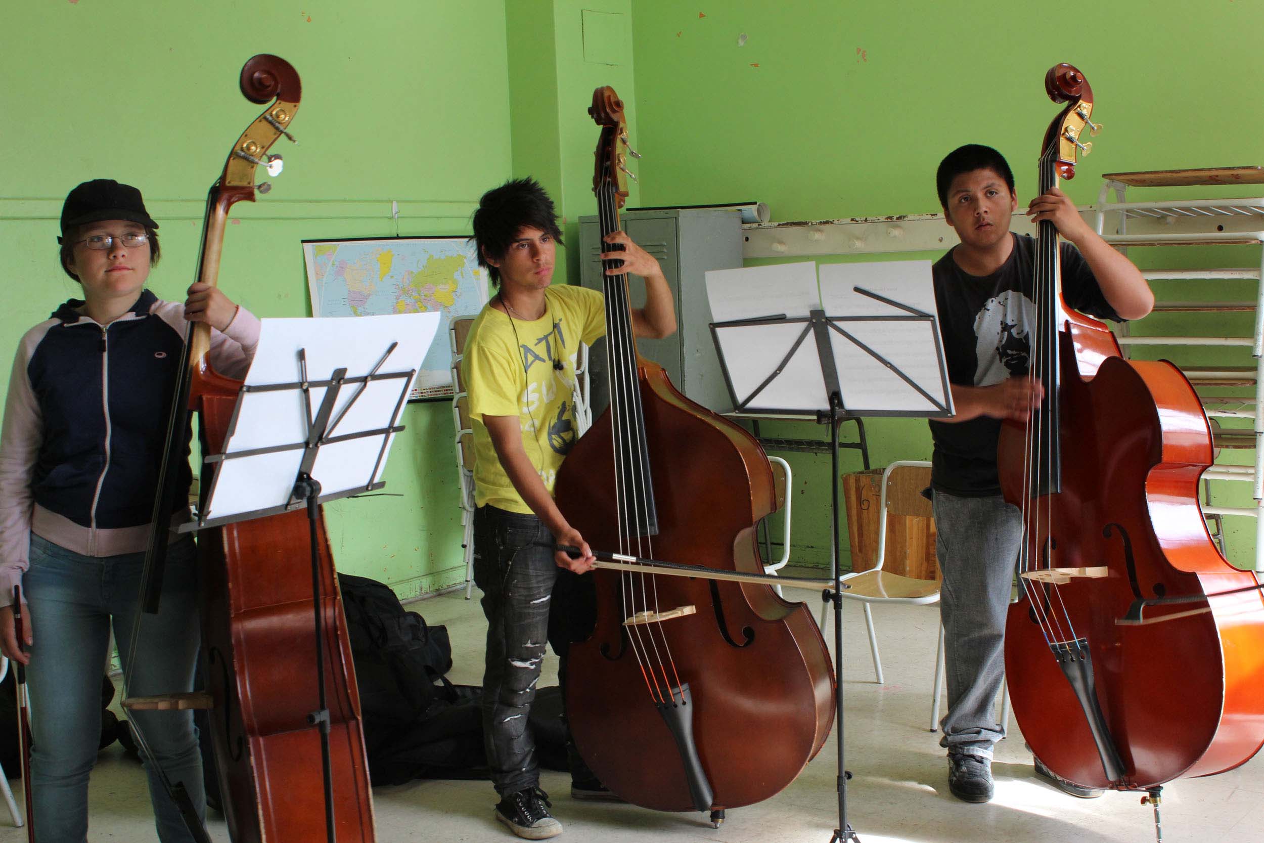 Durante cuatro días jovenes de las Orquestas de Aysén recibieron capacitación