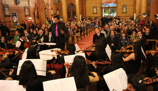 Concierto en la iglesia San Francisco de Castro