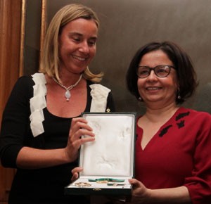 La Secretaria de Estado recibió la “Orden al Mérito de la República Italiana en el Grado de Gran Oficial” de manos de la Canciller Federica Mogherini