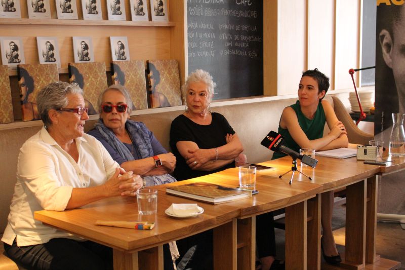 Rosa Ros, responsable del legado de Bartolomé Ros; Isabel Steva Hernández, Colita; Paz Errázuriz, y María García Yelo, directora de PHotoEspaña.