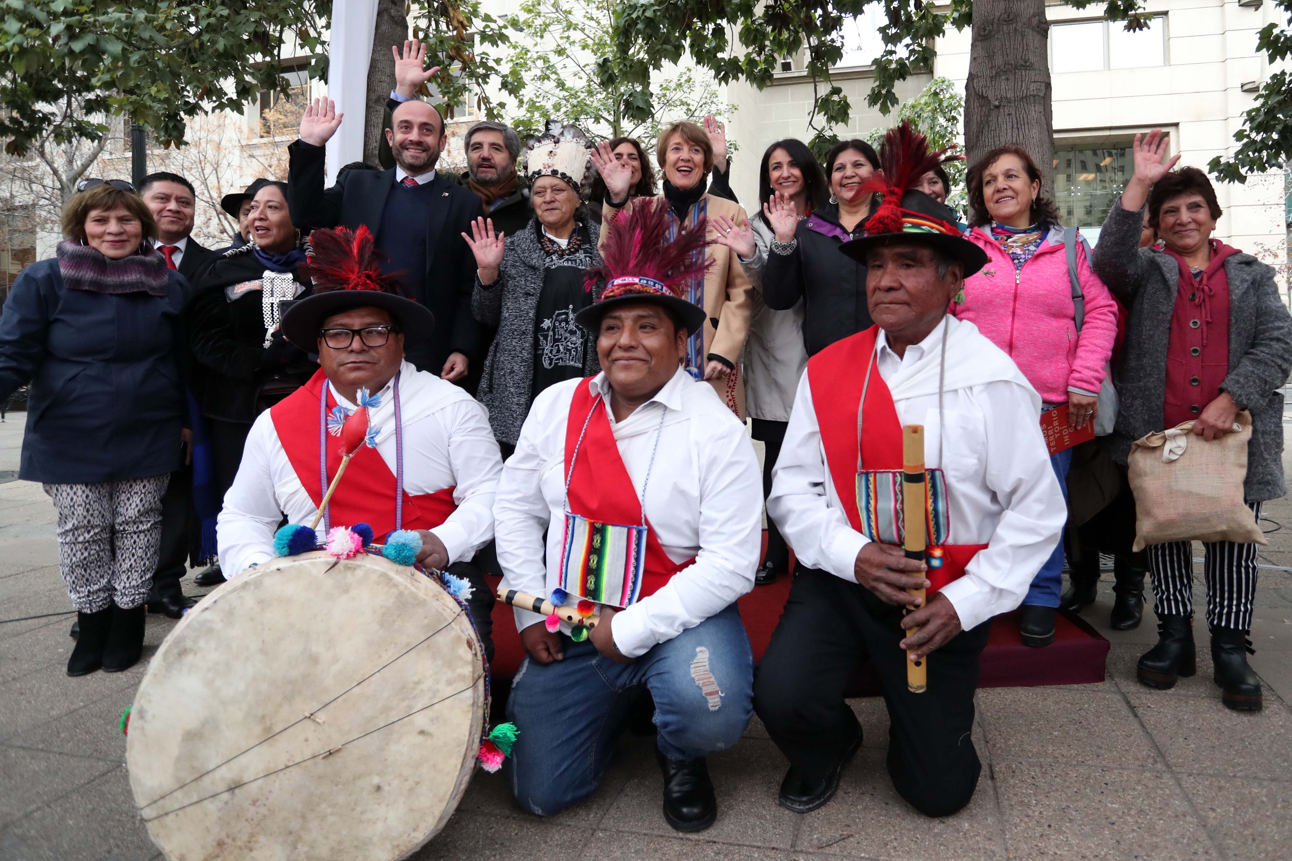 Ministra de las Culturas celebra Día Nacional de los Pueblos Indígenas con la inauguración de dos exposiciones
