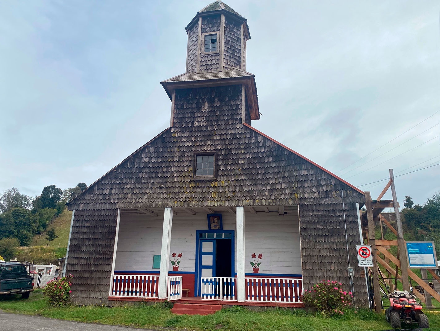 Restauración Techumbre Iglesia de Calen. Fundación de las Iglesias Patrimoniales de Chiloé, Regional Los Lagos. Proyecto en ejecución adjudicado en la convocatoria 2021.