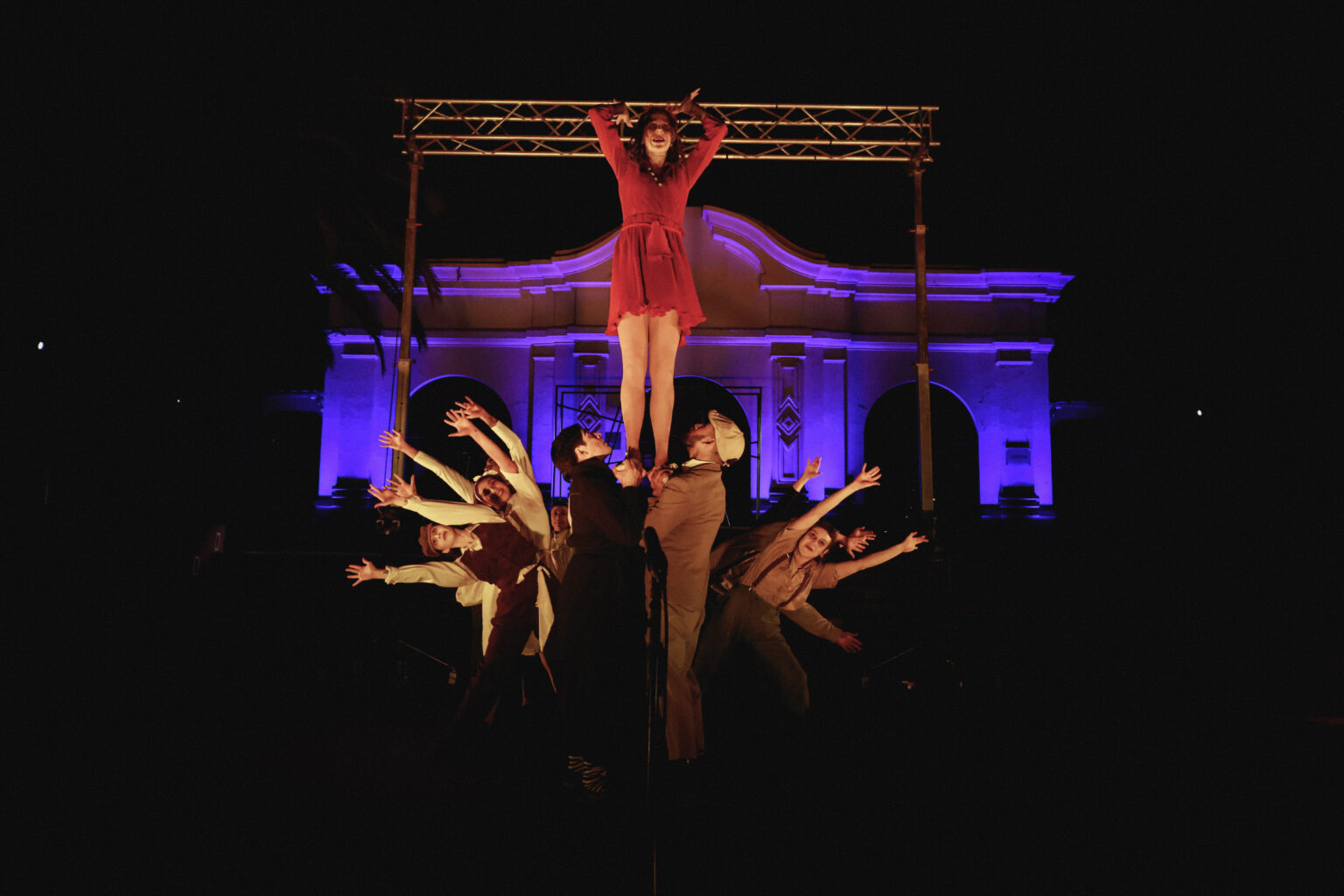 m-s-de-400-trabajadores-de-las-artes-protagonizaron-exitosa-13-versi-n