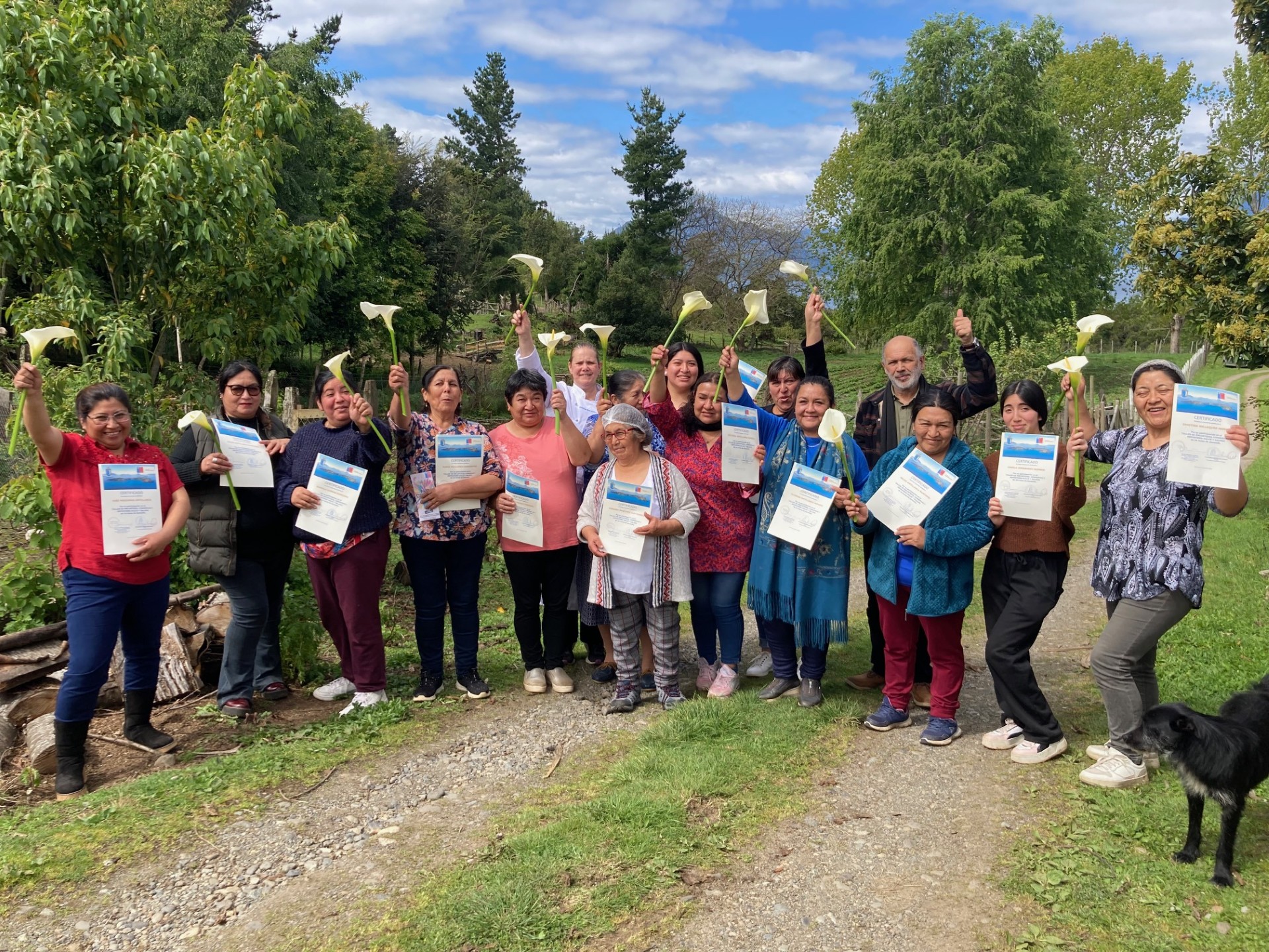 En taller de gastronomía mujeres de Isla Huapi aprendieron a aprovechar y conservar productos locales