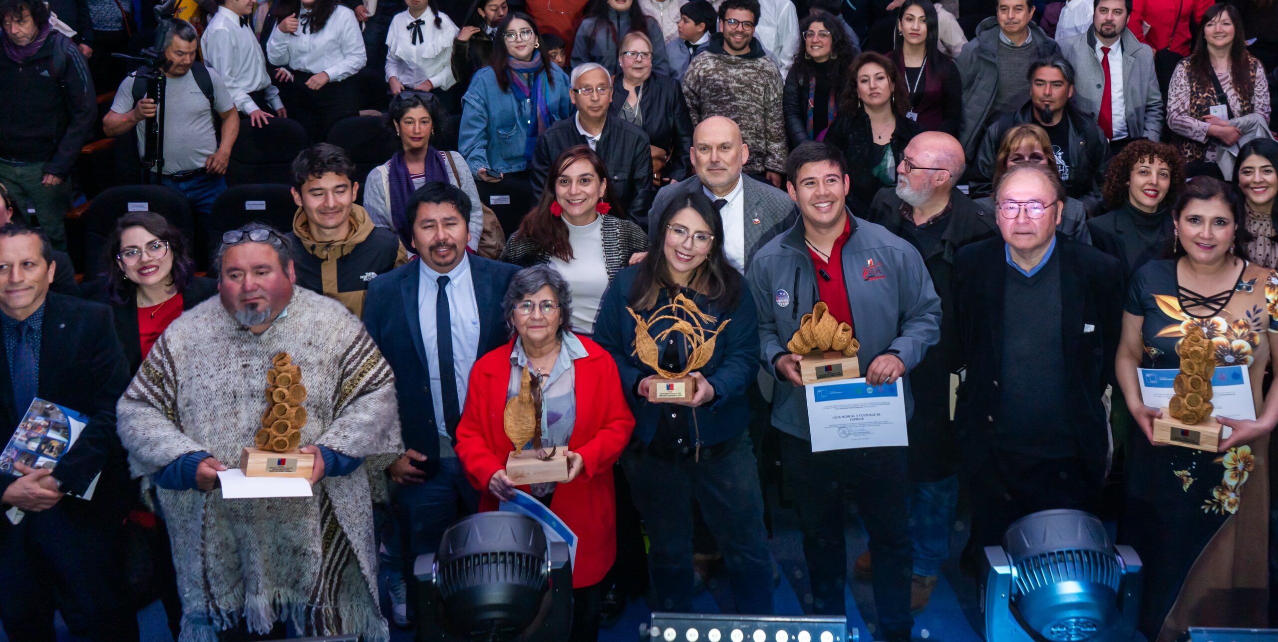 Premios Regionales de Arte y Cultura 2025 se entregan en Chiloé