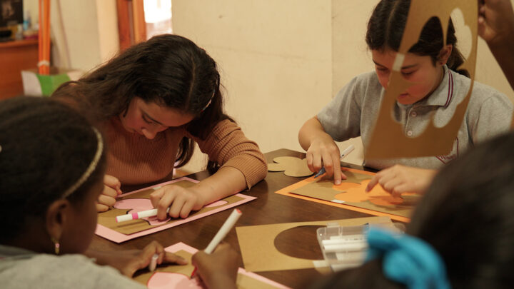 Centros Cecrea y Museo Nacional de Bellas Artes celebran los 80 años del Nobel de Gabriela Mistral