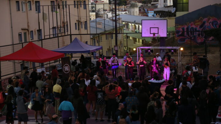 Sala Pascal 79 invita a celebrar la primavera en la Cancha Población Márquez