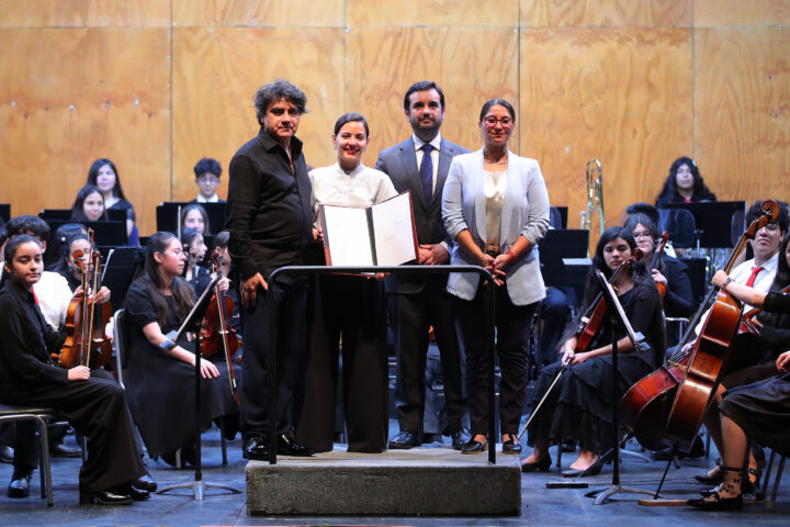 ceremonia que crea el Día de las Bandas y Orquestas Juveniles Jorge Peña Hen