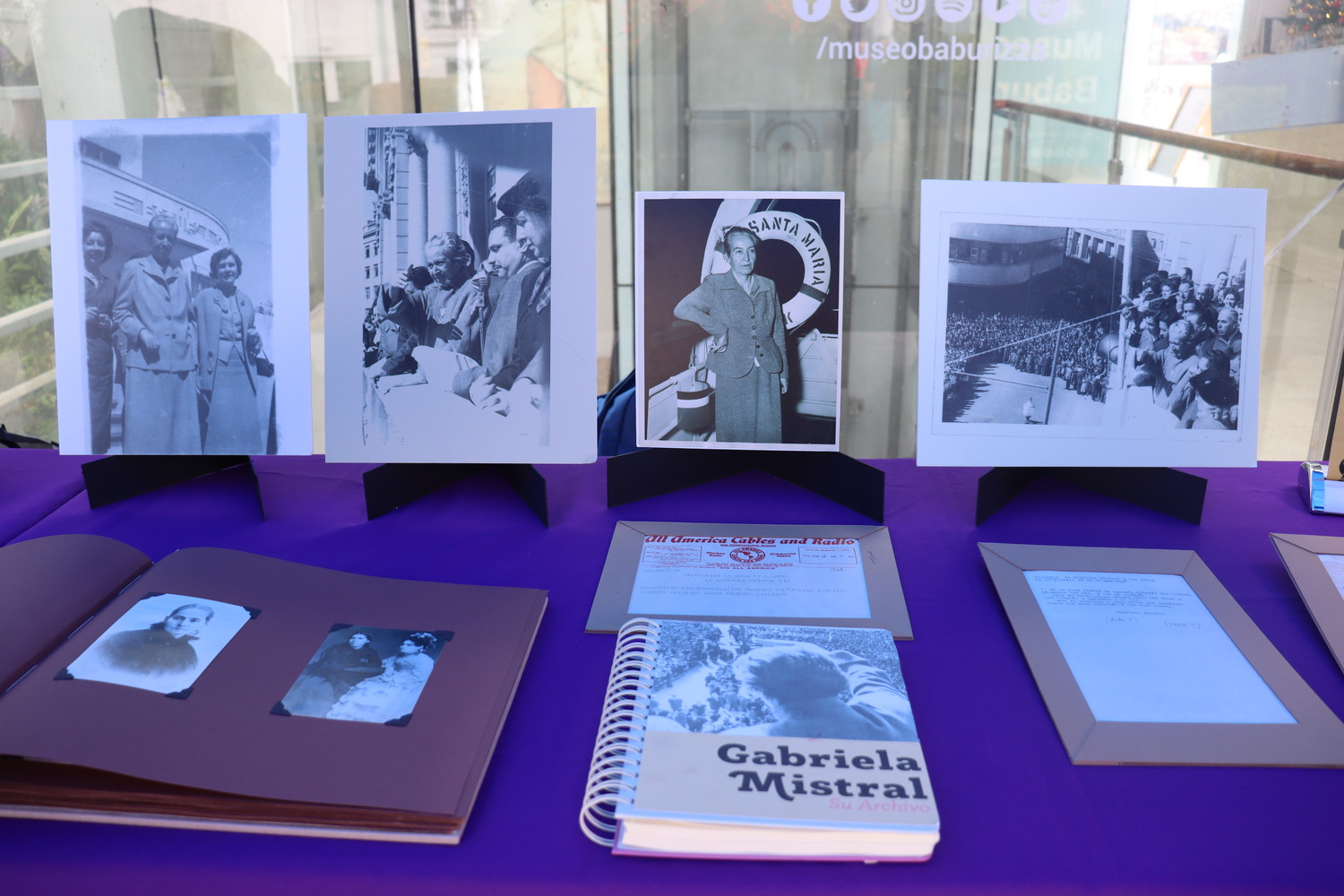 conmemoran en Valparaíso los 80 años de la entrega del Premio Nobel a Gabriela Mistral