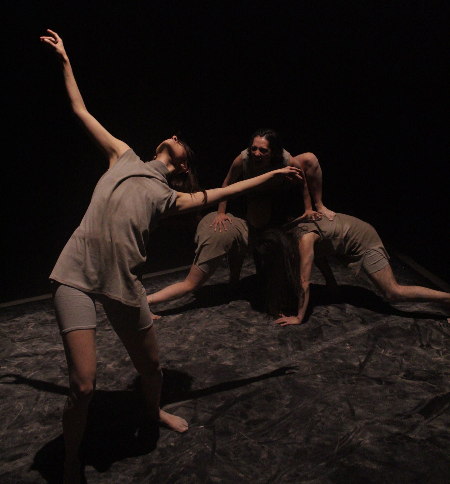 Compañía local inicia gira internacional en Ecuador