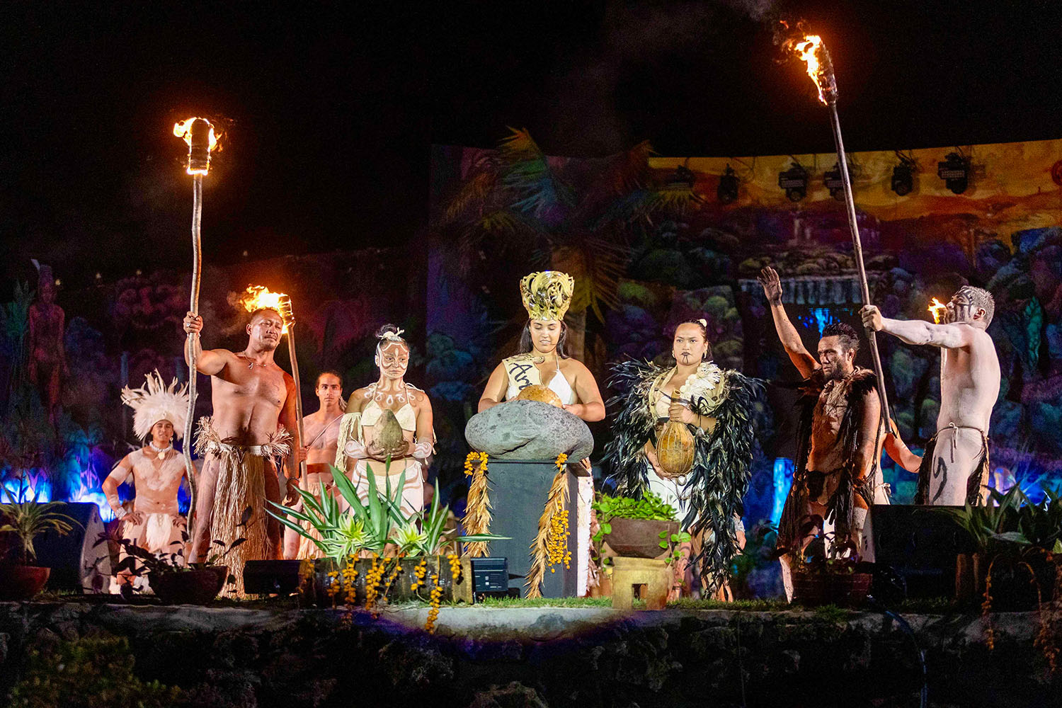 Ministra de las Culturas participa en inauguración de la Tapati Rapanui