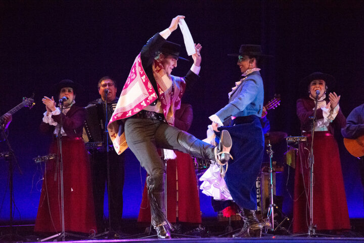 Ballet Folklórico Nacional realizará seis presentaciones en regiones del Maule y Metropolitana