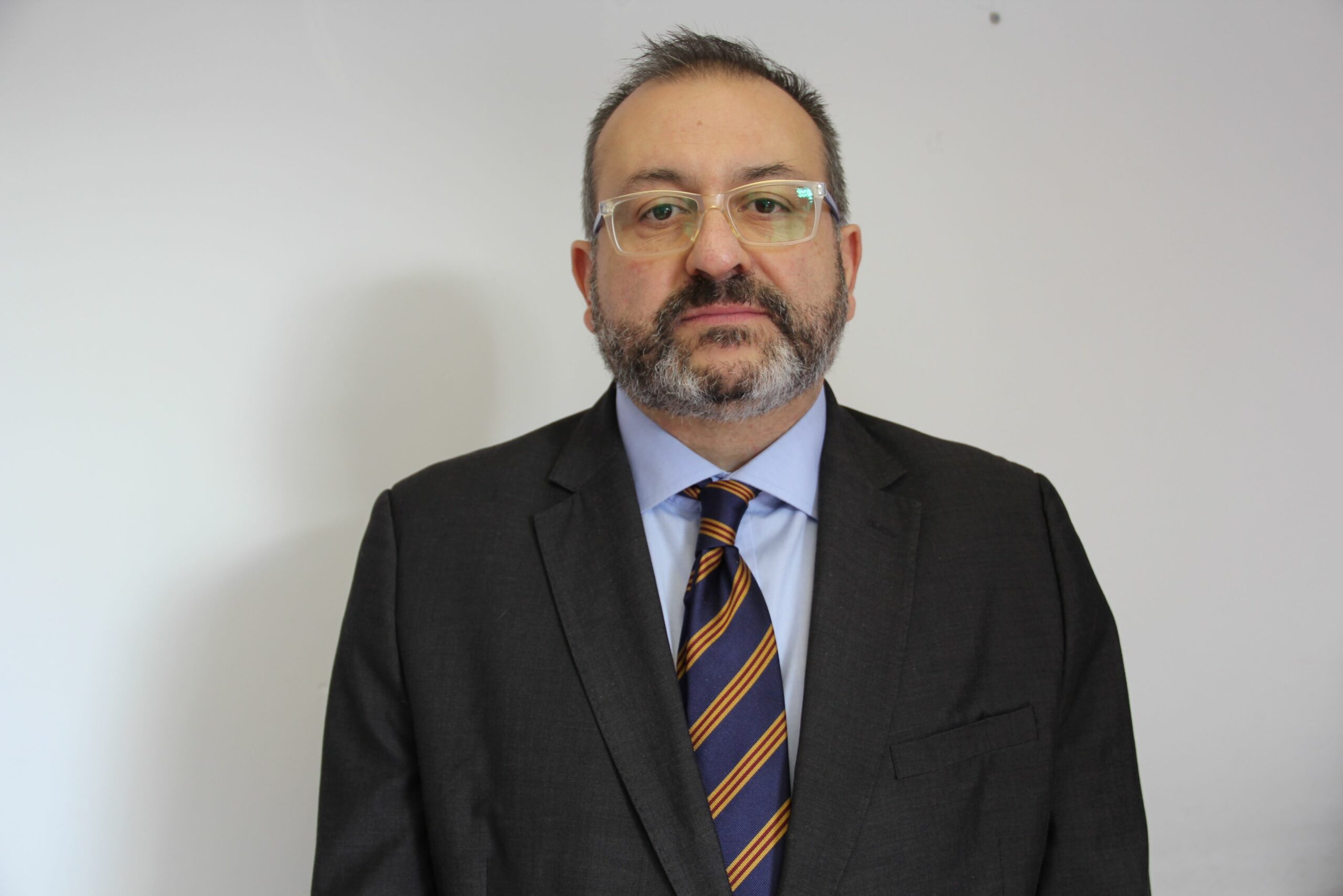 Rodrigo Bravo Garrido asume como seremi de las Culturas, las Artes y el Patrimonio