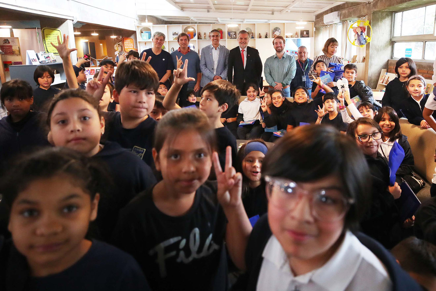 inauguración de la Feria del Libro Usado y del programa “La Reina Lee”