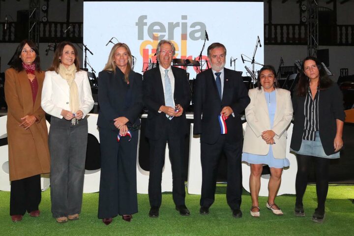 Ministro de las Culturas encabezó inauguración de la XI Feria del Libro de Vitacura