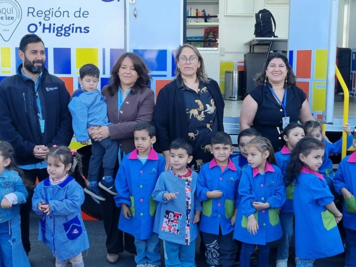 Nuevo Bibliomóvil para la Región de O’Higgins marca celebraciones del Mes del Libro