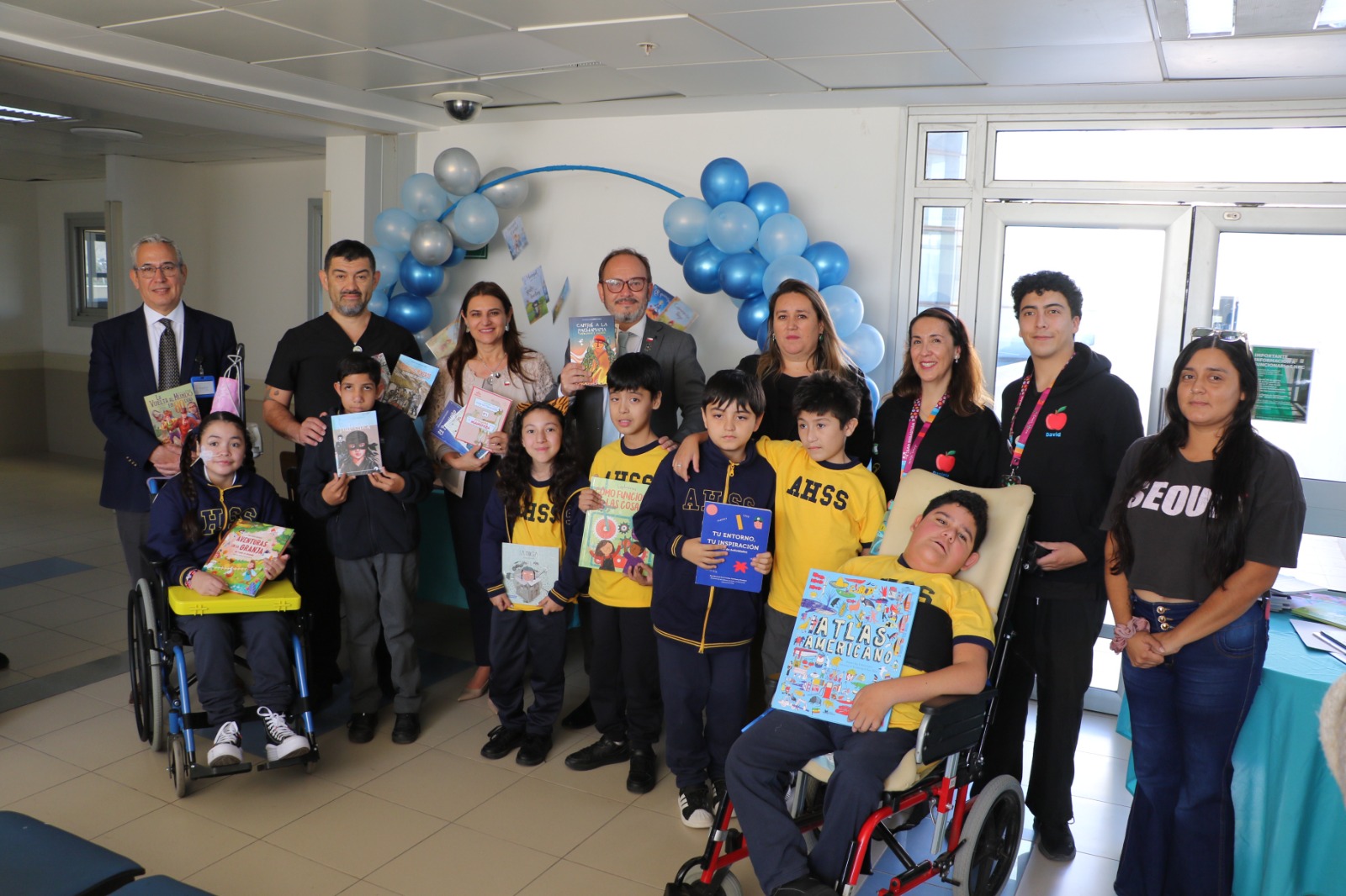 Gobierno impulsa la lectura con entrega de 100 libros infantiles en aula hospitalaria de Copiapó