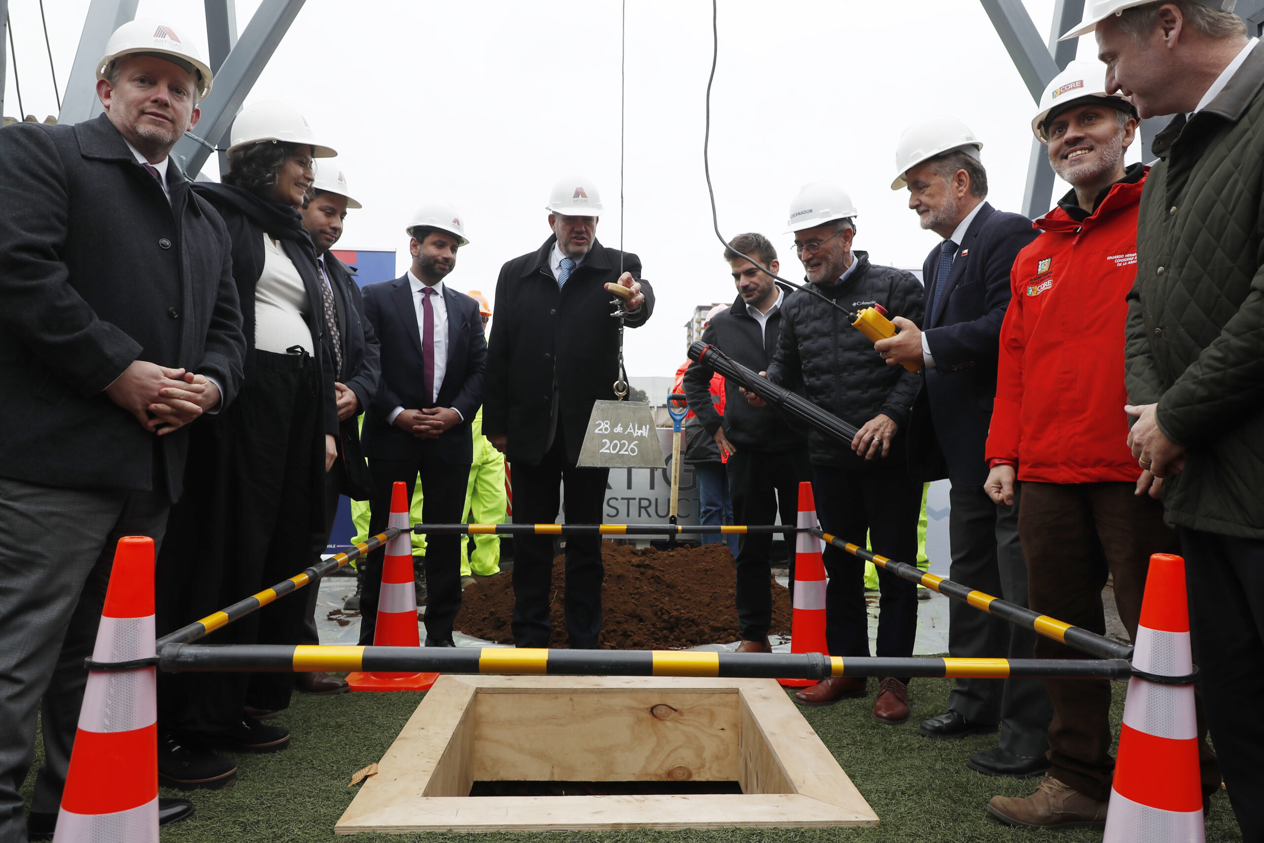 Ministro de las Culturas y gobernador instalan primera piedra de la futura Biblioteca Regional de La Araucanía en Temuco