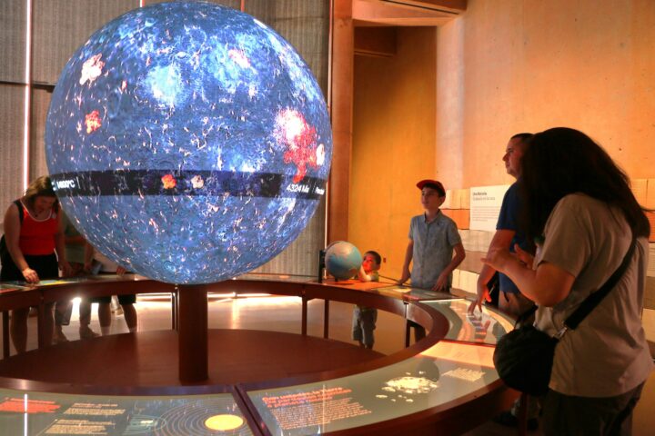 cartelera del Museo Regional de Atacama durante abril