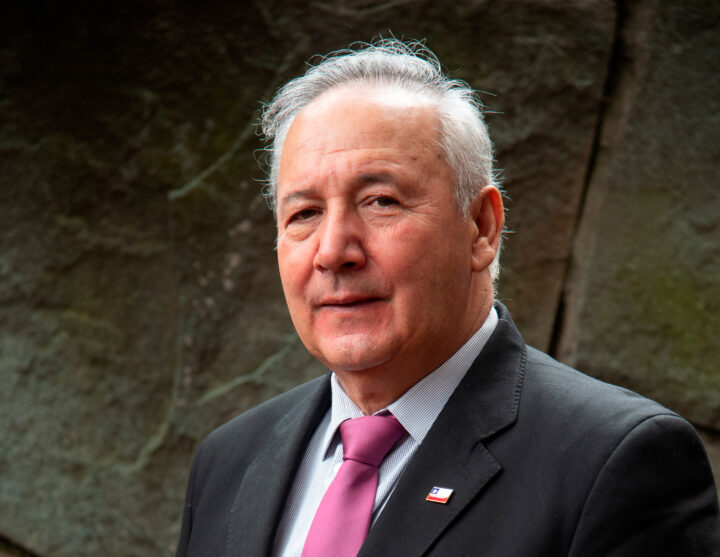 Sergio Becerra asume como secretario regional ministerial de las Culturas, las Artes y el Patrimonio de Aysén