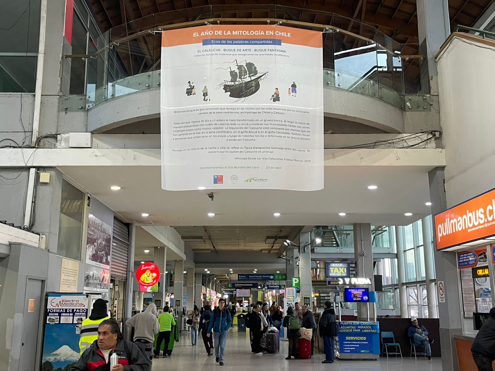 festival ciudadano en terminal de Puerto Montt y Bibliolancha comienza recorrido en escuelas rurales de Chiloé