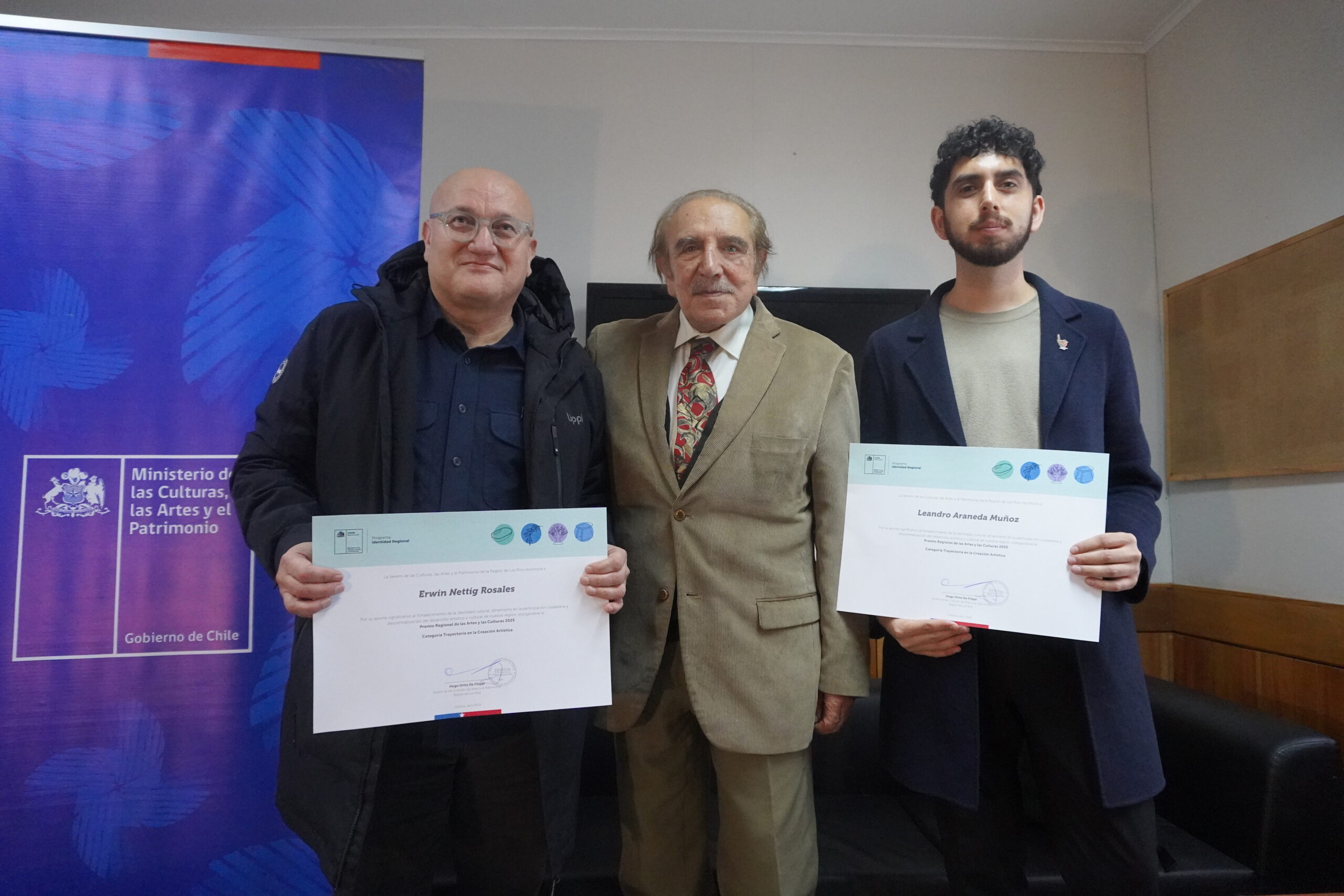 Erwin Nettig y Leandro Araneda se suman a reconocidos con Premio Regional de las Artes y las Culturas 2025