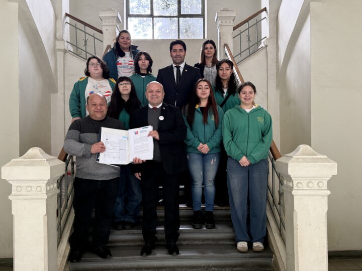 Ministerio de las Culturas entrega cerca de $12 millones para apoyar participación de Orquesta Sinfónica Estudiantil de Linares en Viena