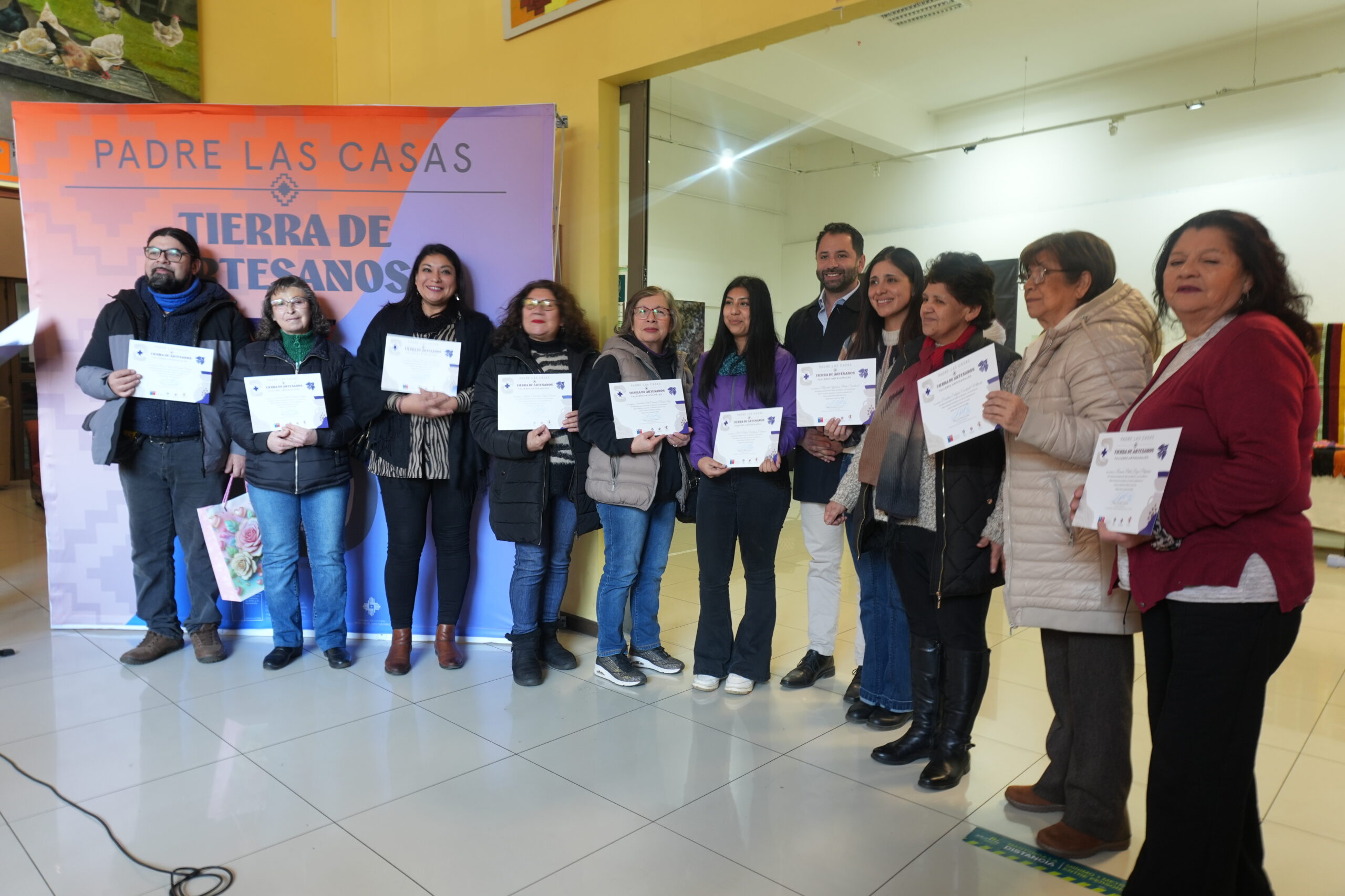 Con la certificación de los participantes concluye 4ª versión del Proyecto "Padre Las Casas Tierra de Artesanos"