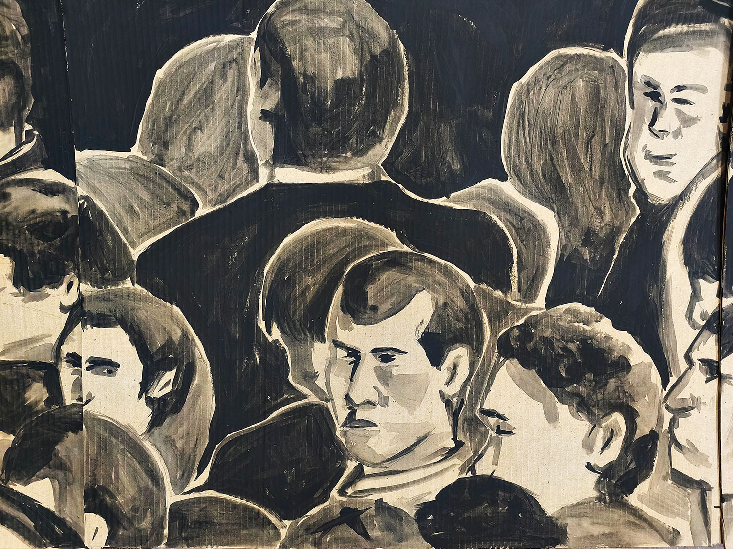 Galería Gabriela Mistral inaugura una instalación que reflexiona sobre la burocracia