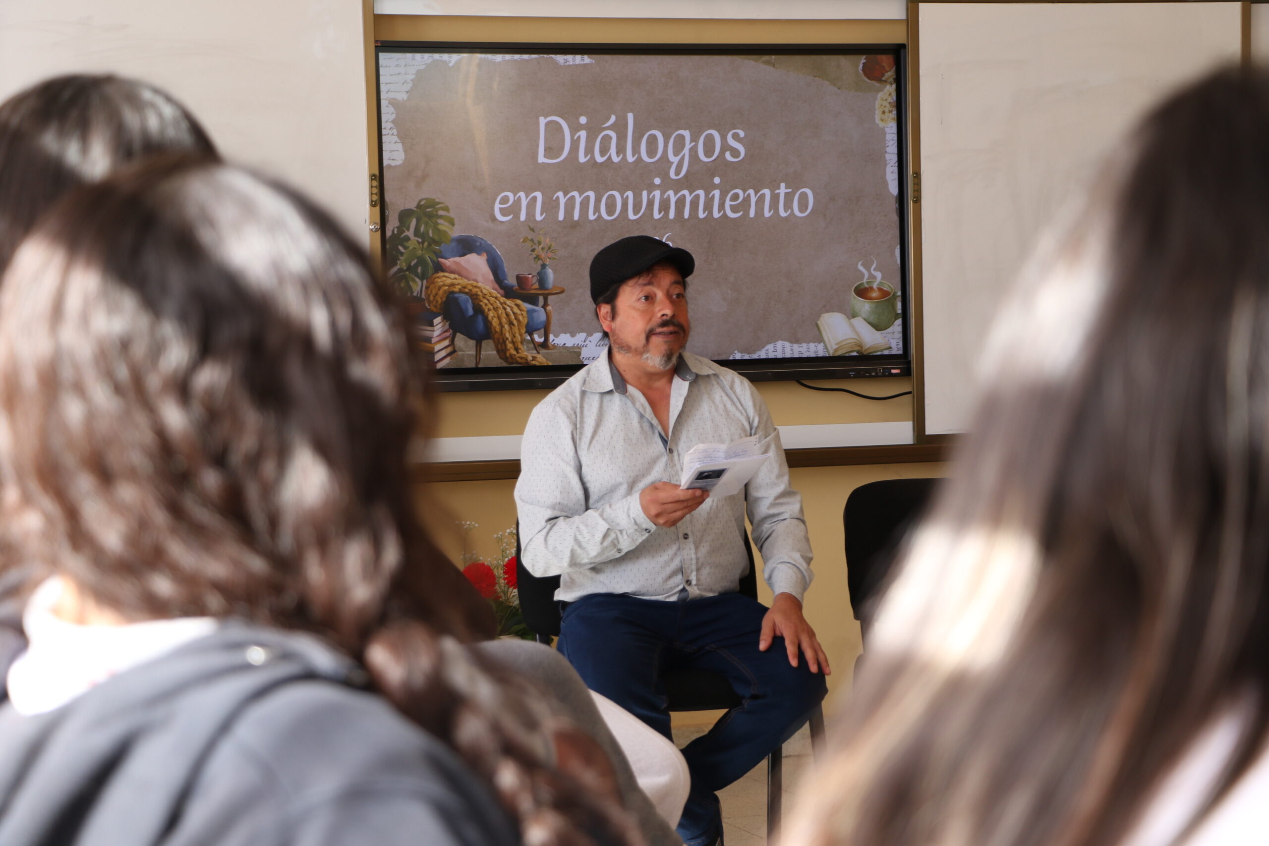 Escritores de Atacama y sus obras llegaron a establecimientos educacionales de toda la región con el programa “Diálogos en Movimiento”