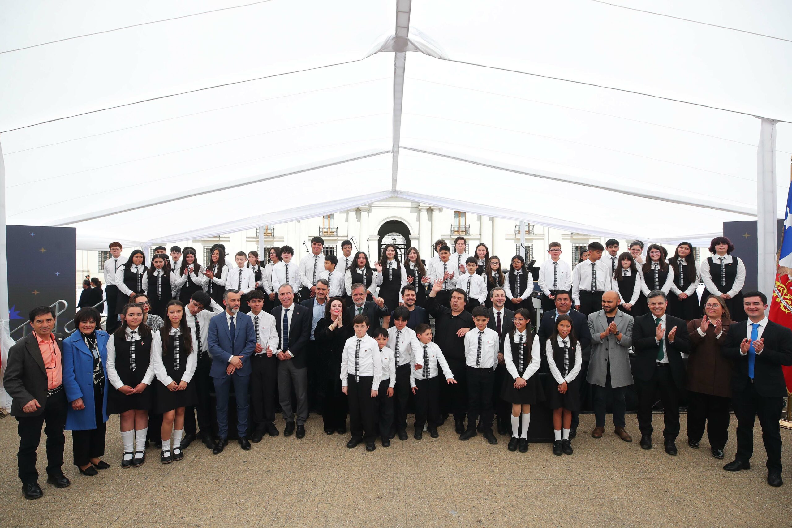 Presidente Kast y ministro Undurraga encabezan lanzamiento del Día de la Música Chilena 2026 en la Plaza de la Constitución