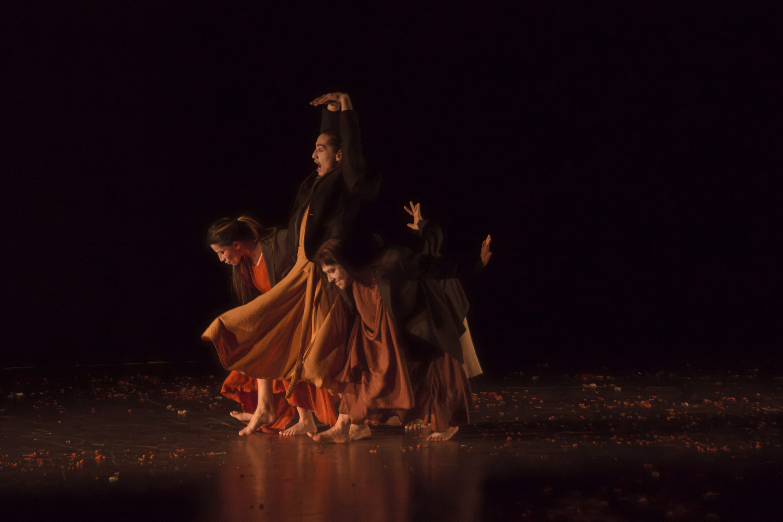 Alfonso Alcalde llega a Teatro Biobío y a la Fábrica Bellavista Tomé a través de la danza Butoh