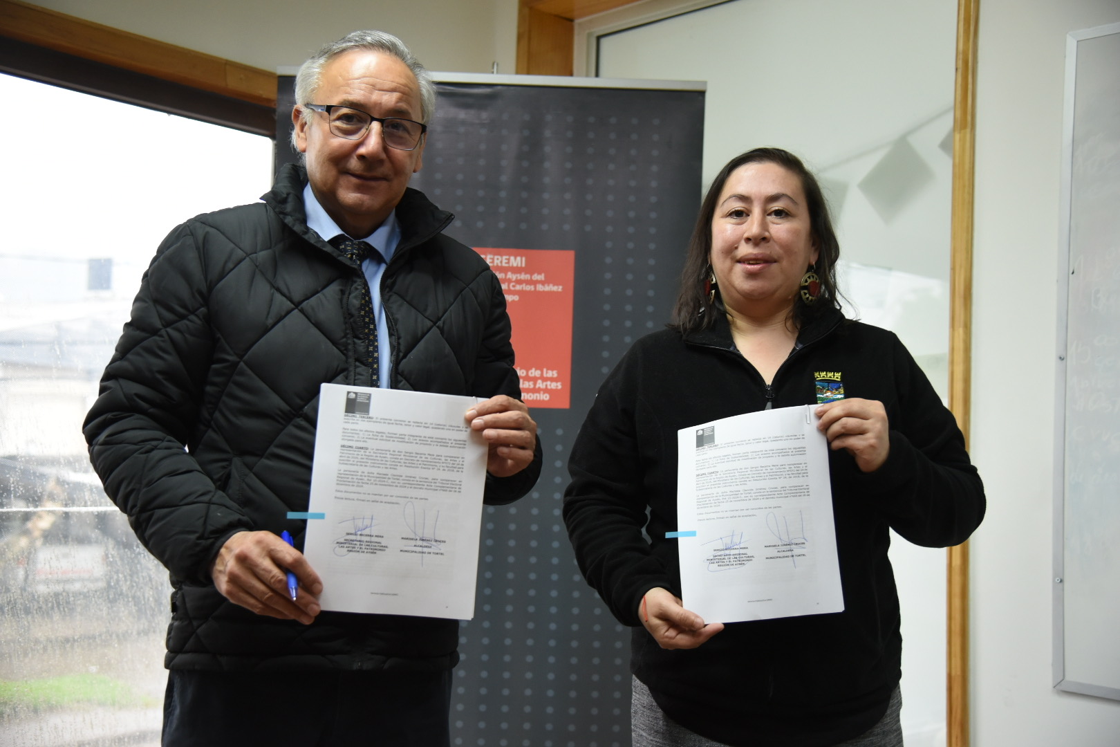 Culturas Aysén entrega recursos a cuatro municipios de la región